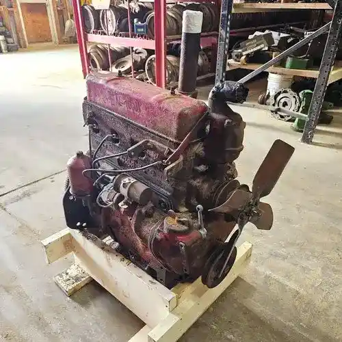 Used Running Gasoline Engine, International 152 Cubic Inches