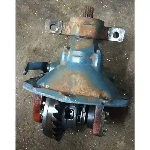 Used Kubota M4950 Axle, Front Diff. Assembly