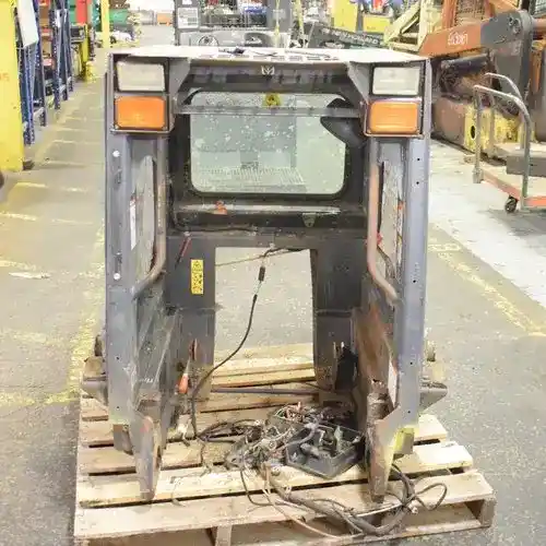 Used New Holland LS140 CAB/ROPS, Cab