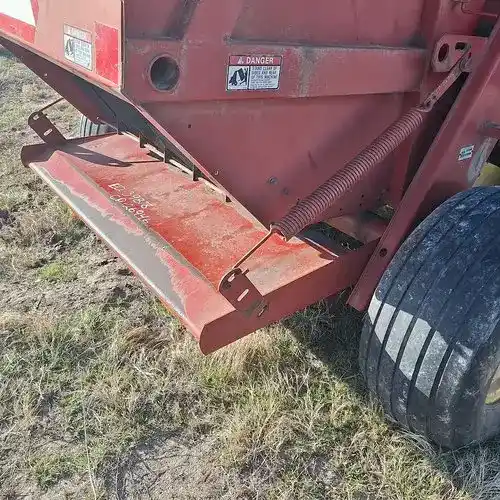 Used New Holland 650 Accessories, Bale Kicker