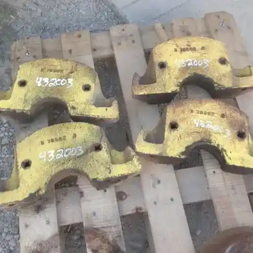 Used Wheel Weight Set fits John Deere 4400 3300 4400 4420 6600 6620 7700 5200 5400 5440 5460 7720 H78062