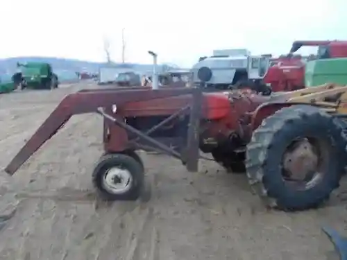 Used Allis Chalmers D17 Tractor Parts