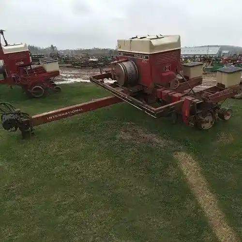 Used Case IH 800 Planter Parts