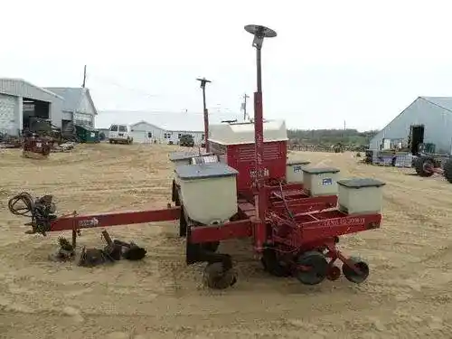 Used Case IH 900 Planter Parts