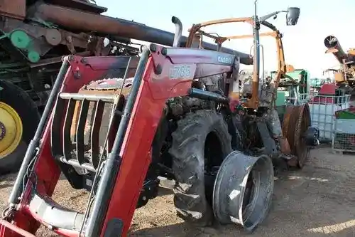 Used Case IH MAGNUM210 Tractor Parts