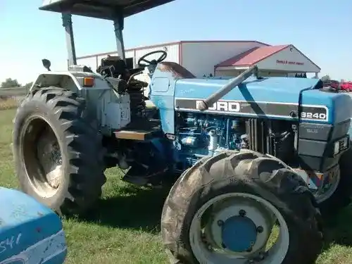 Used Ford 8240 Tractor Parts