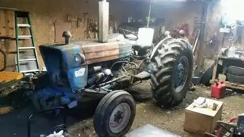 Used Ford 4000SU Tractor Parts