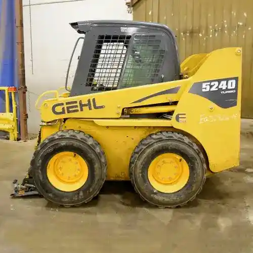 Used Gehl 5240 Skid Steer Loader Parts