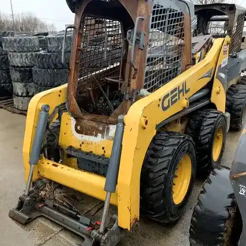 Used Gehl R220 Skid Steer Loader Parts