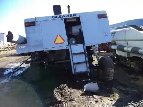 Used 1998 Gleaner R72 Combine Parts