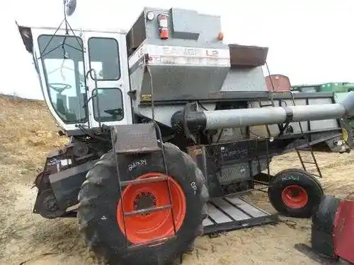 Used Gleaner L2 Combine Parts