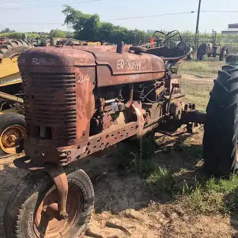Used International Super M Tractor Parts