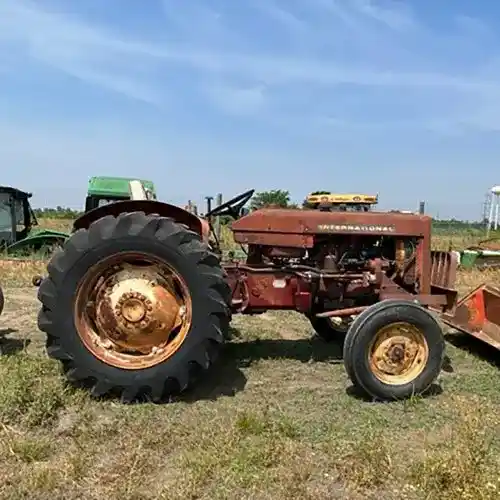 Used International 424 Tractor Parts