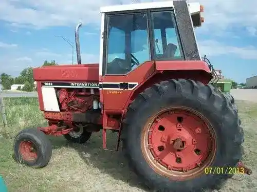 Used International 1086 Tractor Parts