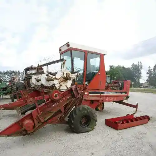 Used International 4000 Hay Cutting Parts