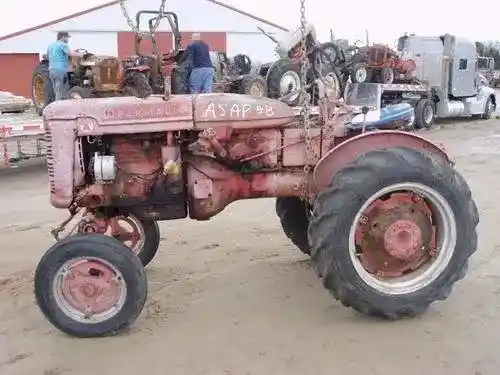 Used International SuperA Tractor Parts