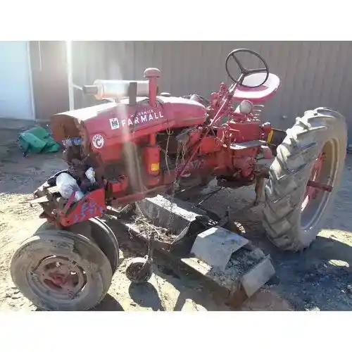 Used International SUPERC Tractor Parts
