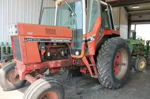 Used International Hydro186 Tractor Parts