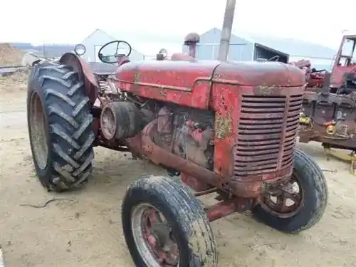 Used International w9 Tractor Parts