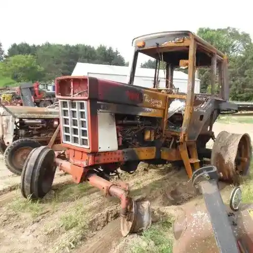 Used International 886 Tractor Parts