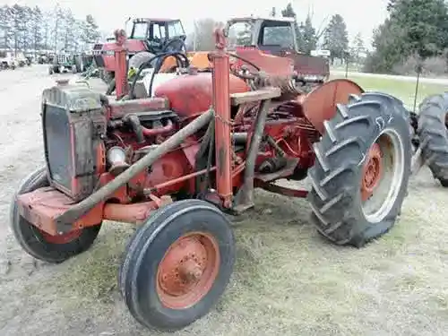 Used International 300 Tractor Parts