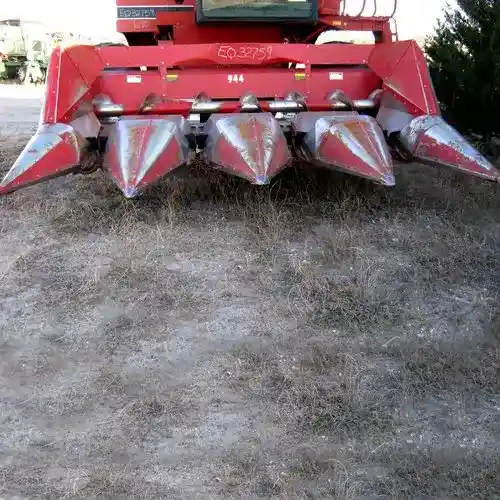 Used International 944 Header Parts