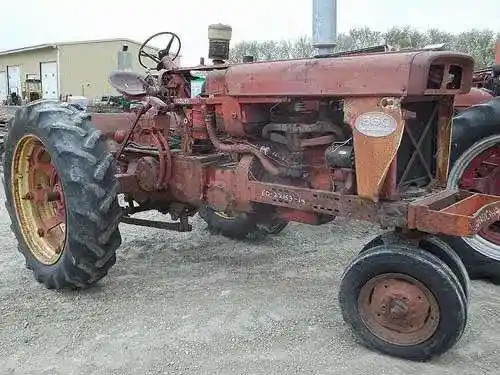 Used International 560 Tractor Parts