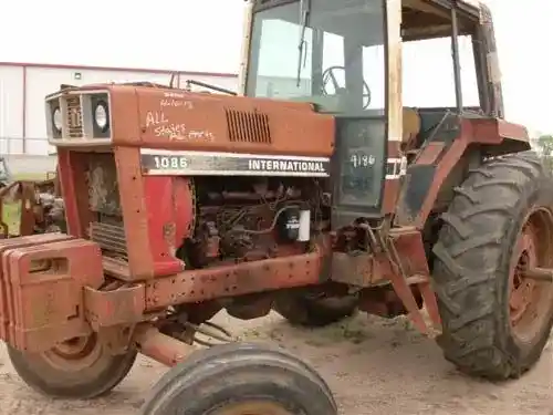 Used International 1086 Tractor Parts