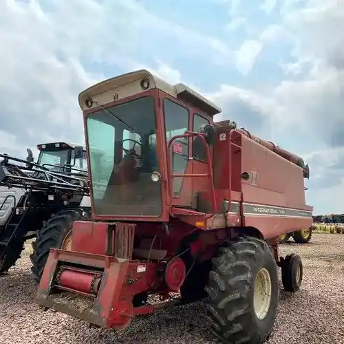 Used International 1420 Combine Parts
