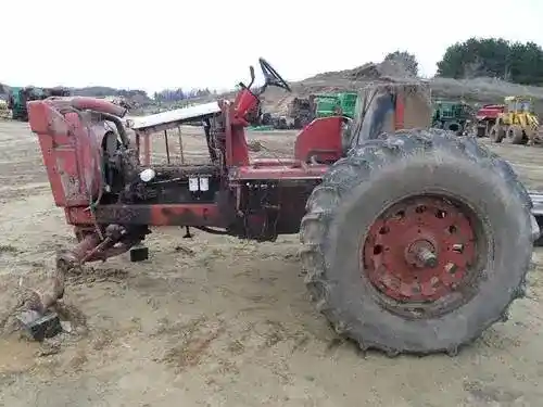 Used International 886 Tractor Parts