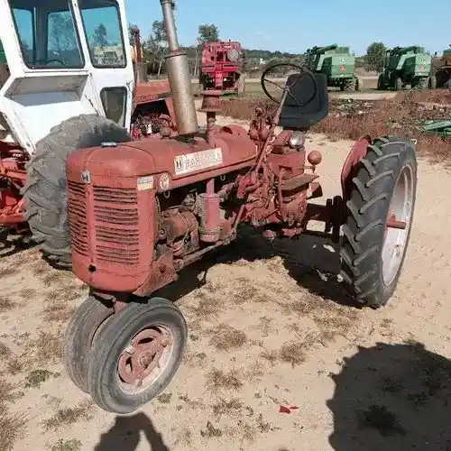 Used International SuperC Tractor Parts