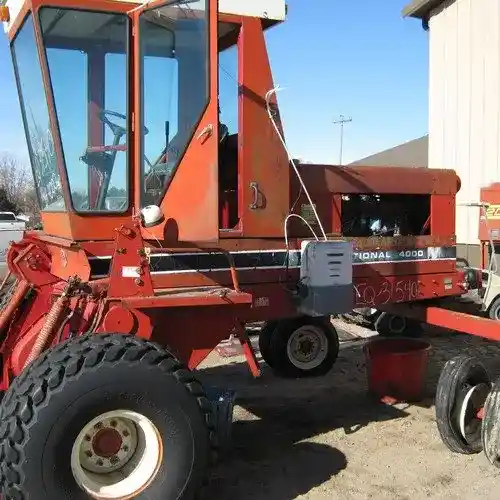 Used International 4000 Hay Cutting Parts