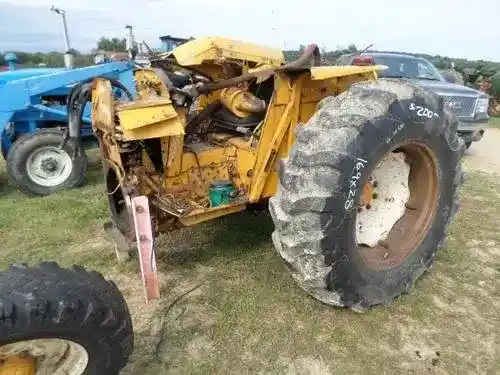 Used International 2500 Tractor Parts