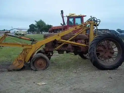 Used International H Tractor Parts