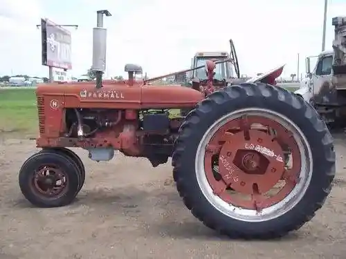 Used International H Tractor Parts