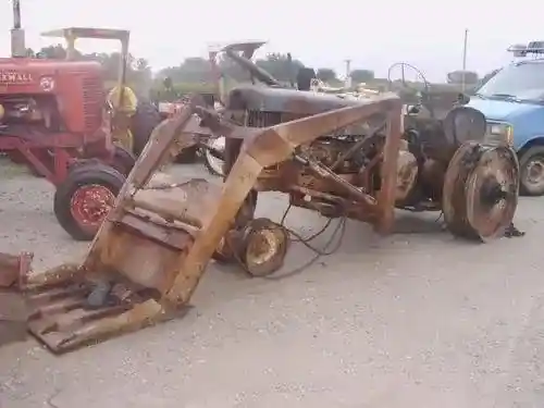 Used John Deere 530 Tractor Parts
