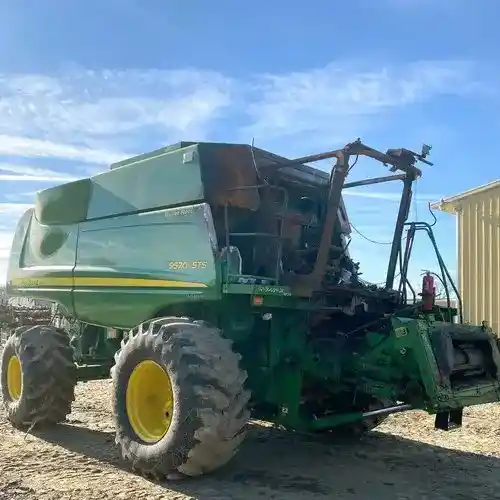 Used 2009 John Deere 9570 Combine Parts