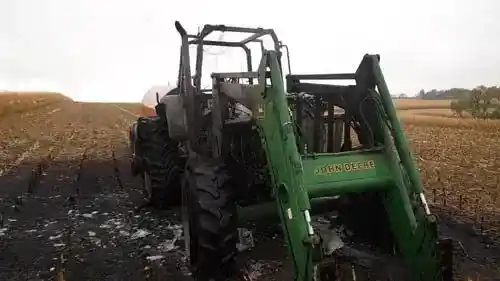 Used 2000 John Deere 7810 Tractor Parts