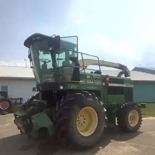 Used 1998 John Deere 6750 Harvester Parts