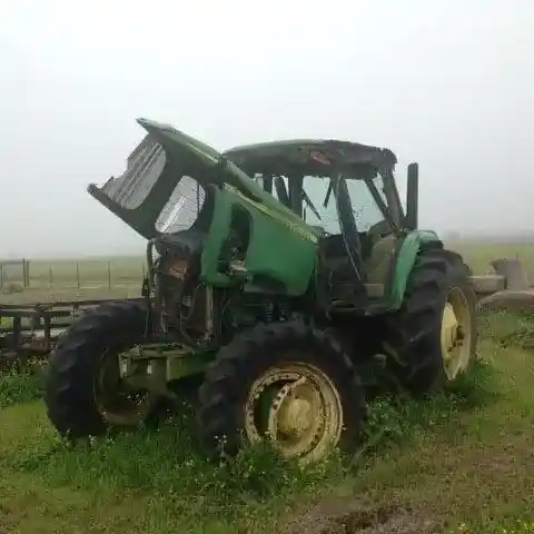Used John Deere 7320 Tractor Parts