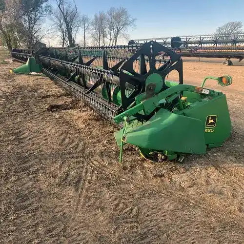 Used 1998 John Deere 925 Header Parts