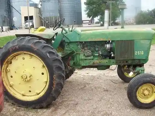 Used John Deere 2520 Tractor Parts