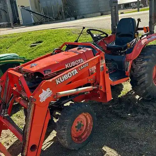 Used Kubota B7800 Tractor Parts