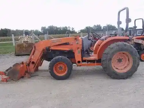 Used Kubota l4330 Tractor Parts