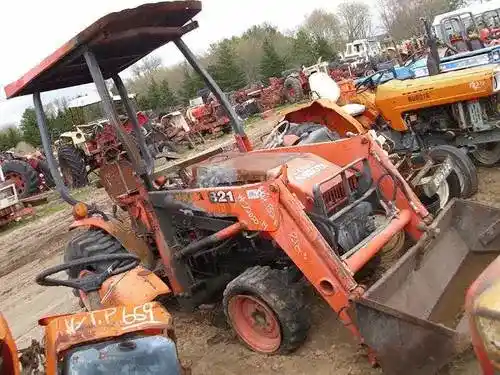 Used Kubota B21 Construction & Industrial Parts