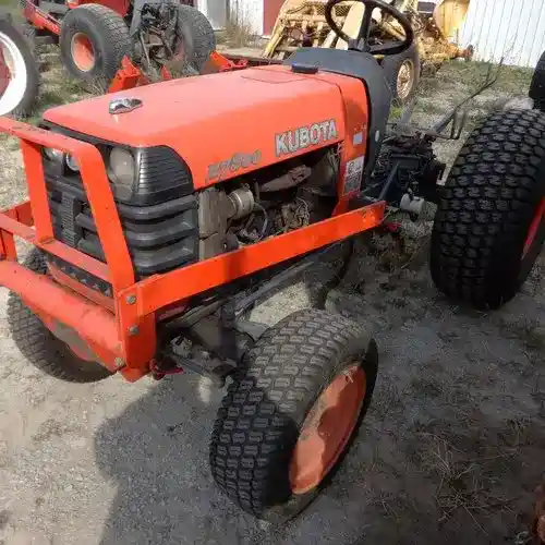 Used Kubota b7800 Tractor Parts