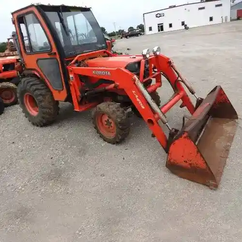 Used Kubota B7800 Tractor Parts