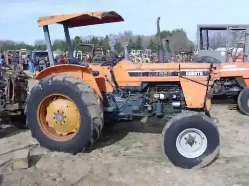 Used Kubota M4050 Tractor Parts