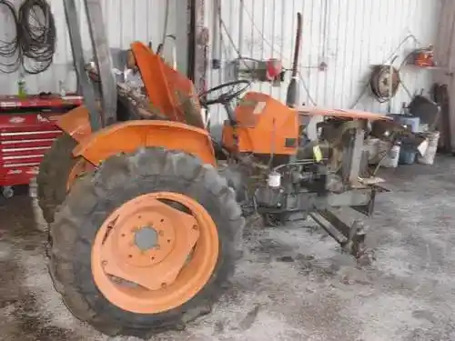 Used Kubota L2050 Tractor Parts