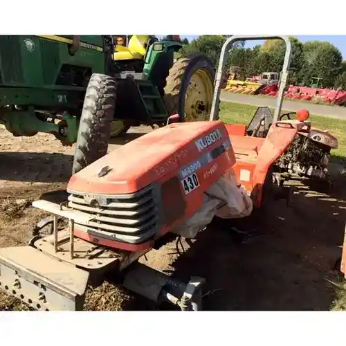 Used Kubota M4900 Tractor Parts